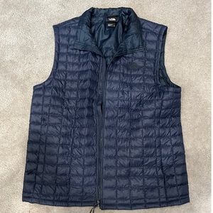 The North Face Men’s ThermoBallu2122 Eco Vest